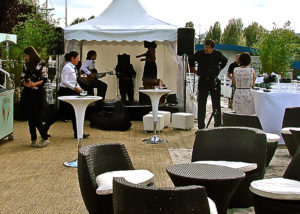 Prestation Emirates à la plage du restaurant Ô